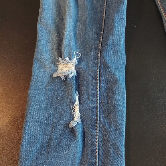 Junior Denim Ripped, Blue Republic Jeans Size 5 Juniors - Picture 4 of 16